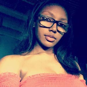 Meet your Posher, Nakeya